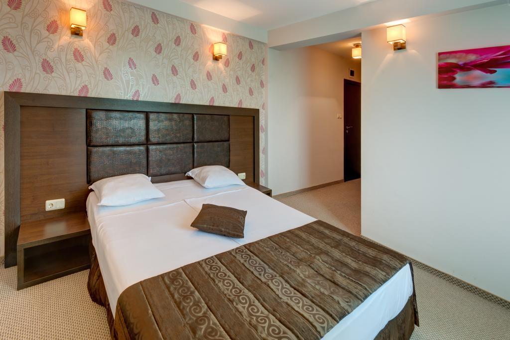 فندق Siena House سوزوبول المظهر الخارجي الصورة